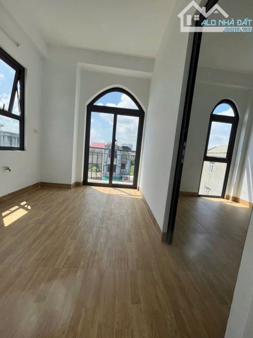 Bán nhà phúc lợi, 42m2 lô góc, giá tốt - 2