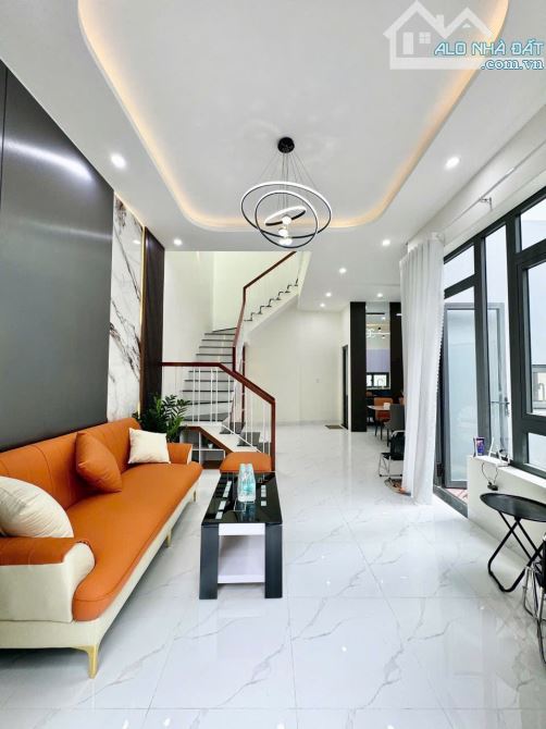 BÁN NHÀ 1 TRỆT 1 LẦU ( HOÀN CÔNG ) KDC P. BỬU HÒA, cách Đường Nguyễn Tri Phương 100M - 2