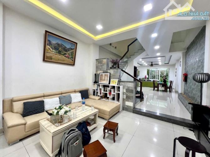 Bán nhà Tân Phú-Hẻm ô tô 7M-Giáp Tân Bình-Khuông Việt-P.Phú Trung-95m2-4,4x22-3tầng - 2