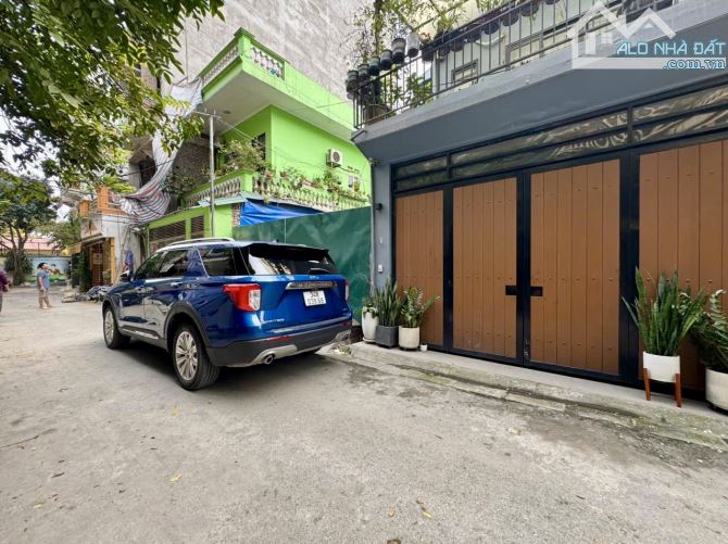 Giang Biên, Phân Lô bàn cờ 2 Oto tránh, Hiếm, DT 55m2 - MT 4.8m - Giá đầu tư - 2