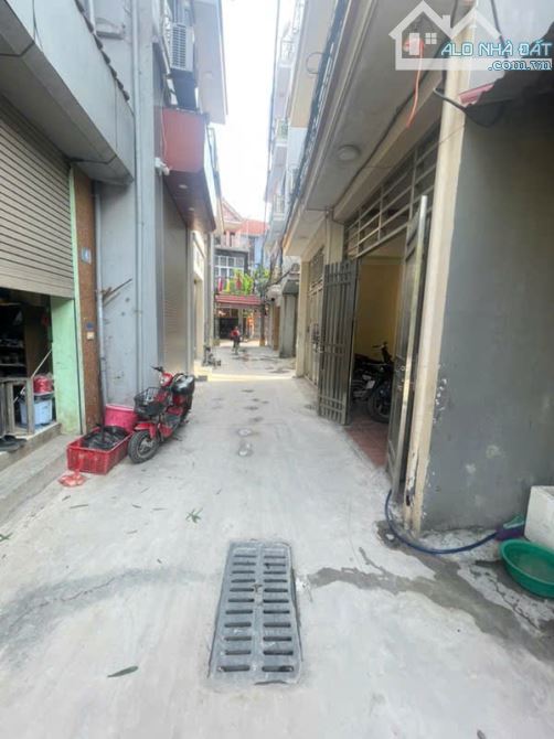 Anh Tùng nhờ bán nhà cấp 4 Trung Kiên, ô tô chỗ đỗ trước cửa, 20m ra phố, giá hơn 3 tỷ - 2