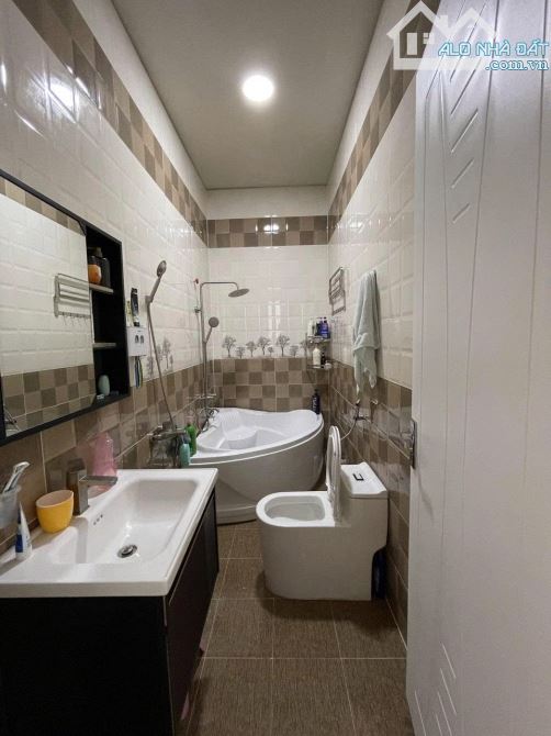 BÁN NHÀ PHỐ HẺM Ô TÔ NHỎ SỔ RIÊNG NGUYỄN CÔNG TRỨ, PHƯỜNG 8, ĐÀ LẠT – CHỈ 11 TỶ! - 2