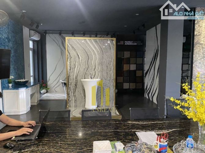 CHO THUÊ TOÀ VĂN PHÒNG MẶT TIỀN 12M- HẦM 4 LẦU GIÁ 100 TRIỆU - 2