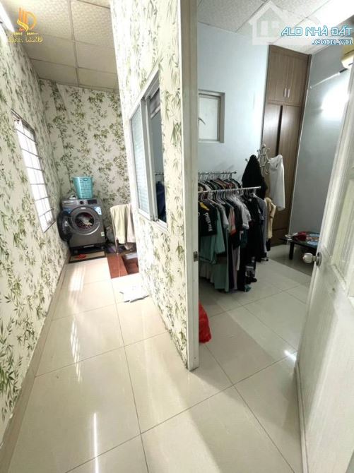 Bán nhà mặt tiền, 2 tầng Nguyễn Văn Khối, 42m2 5,Xtỷ - 2