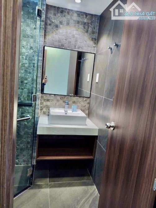 BÁN TÒA CĂN HỘ 5 TẦNG – 2 MẶT THOÁNG – SÁT BIỂN MỸ KHÊ – DÒNG TIỀN 90 TRIỆU/THÁNG- 2X Tỷ - 2