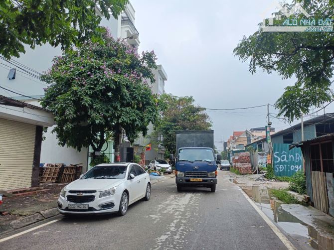 Hiếm, Đất Vinaphone Lai Xá, ngay Vành Đai 3.5, V.hè - Kinh Doanh Đỉnh, 68m2, 200 triệu/m - 2