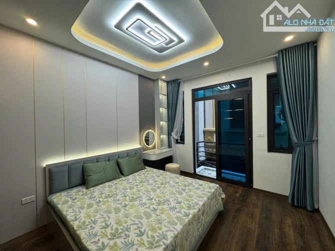 KHƯƠNG HẠ - NGÕ THÔNG 3 GÁC TRÁNH FULL NỘI THẤT 34m2 5 tầng mt 3.5m Giá 7.75 tỷ - 2