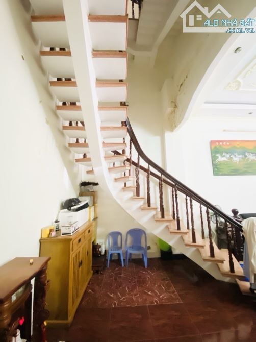 Bán nhà 4 tầng Chu văn An  . Diện tích 71 m2. Giá 13.9 tỷ ,Phường 26 Bình Thạnh - 2