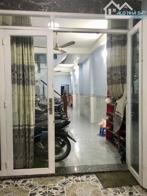 SIÊU PHẨM CĂN GÓC – 56M² (4.5X12M) – 3PN – GẦN ĐẠI HỌC CÔNG NGHIỆP – TRỆT + 1 LẦU ĐÚC – CH - 2