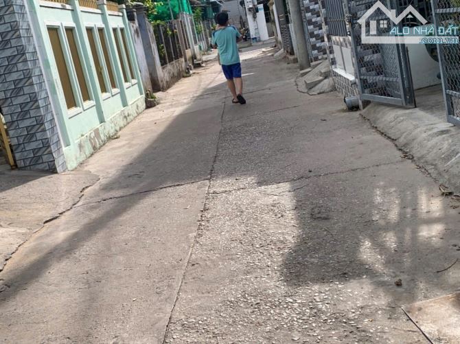 Bán lô 125m2  phú long gần quốc lộ 1a, đường bê tông tới đất chỉ 680tr - 2