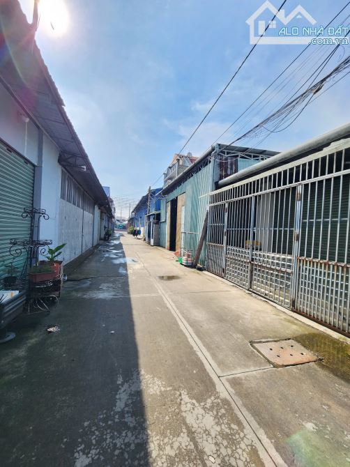 2ty9 TL 100m2 đất tặng kèm nhà gần vòng xoay An Phú 1km, p.An Phú, Tp.Thuận An - 2