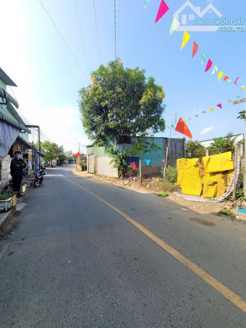 2ty4 TL 54,5m2 lô 2 lô đất cách đường Bùi Thị Xuân 100m p.Tân Bình Tp.Dĩ An - 2