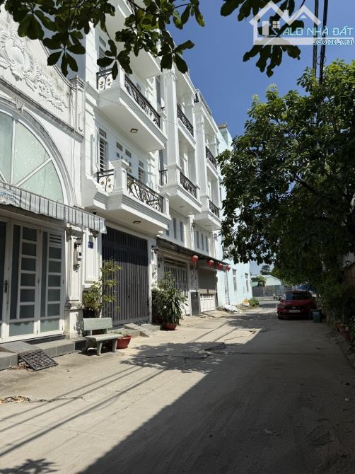 🌈 Lô đất thổ cư 2 mặt tiền- HXH – ngang khủng 10m – Thạnh Lộc 31, Quận12 – chỉ 7 .x tỷ - 2