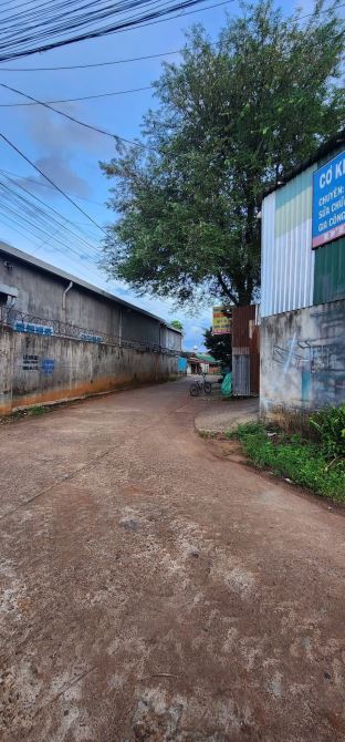 TUYẾN 1 CÁCH QUỐC LỘ 14 100M, HOÀ PHÚ TP.BMT, ĐƯỜNG RỘNG 6M, SAU LƯNG QUÁN COFFEE ALI GIÁ - 2