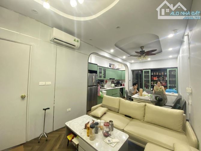 LÔ GÓC - 3 MẶT THOÁNG - NGÕ 396 XÃ ĐÀN - 2