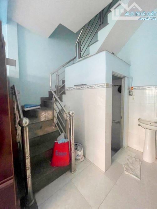NHÀ 2 TẦNG TÂN BÌNH 3.9 TỶ: 4x8m, Lạc Long Quân, P10 - Hẻm 4m, yên tĩnh - 2