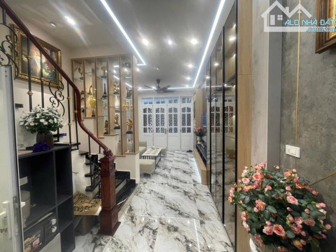 Nguyễn An Ninh- Nhà đẹp- Lô góc- Dân xây- Full nội thất đẹp- Ô tô đỗ cửa- 30m ra mặt phố. - 2