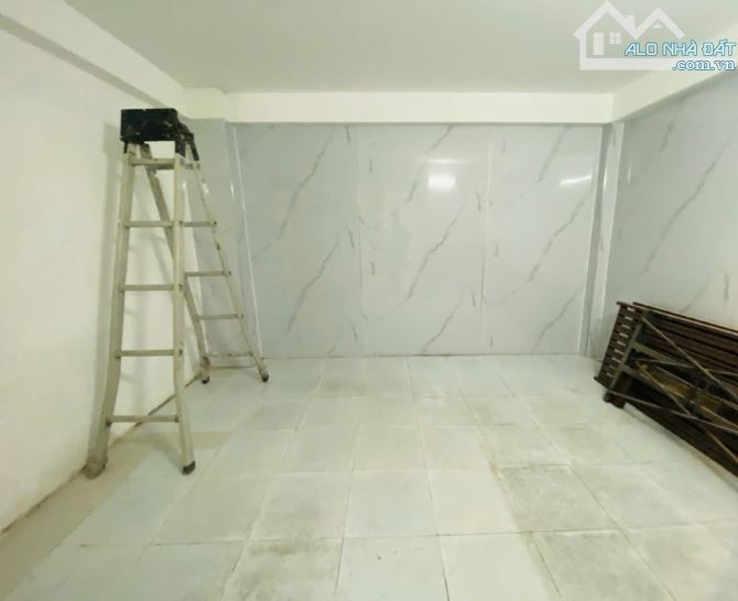 Q7 HUỲNH TẤN PHÁT 4x20M HẺM 2 Ô TÔ TRÁNH NHAU 6PN CÁCH 10 BƯỚC RA MẶT TIỀN 9.xT - 3