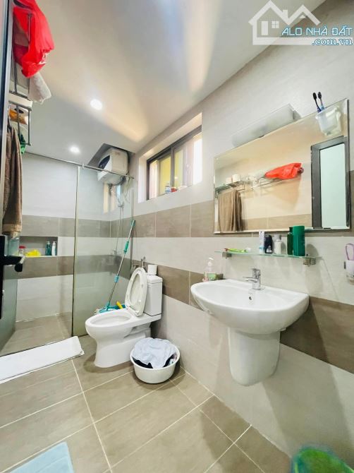 BÁN NHÀ PHỐ TAM KHƯƠNG ĐỐNG ĐA 2 Ô TÔ TRÁNH KINH 67m x6 TẦNG - GIÁ: 18.8 TỶ DOANH - 3