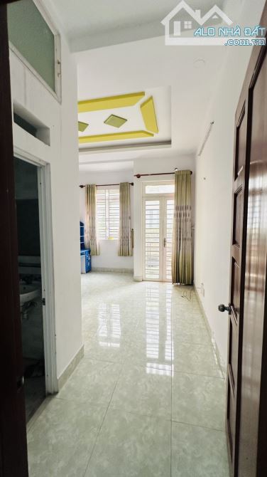 Nán gấp nhà 54m2. 2 tầng. Mới. Đ/số 8.BHHB. Bình Tân. Vhir 4.2T - 3