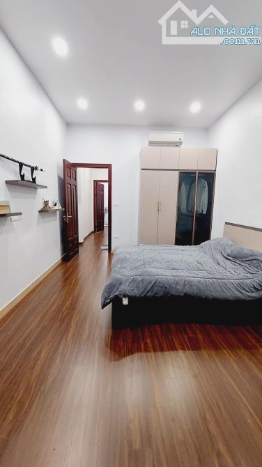 PHÂN LÔ NGUYỄN CHÍ THANH ĐỐNG ĐA 39m X5 TẦNG - MT 3.6m - GIÁ: 12.5 TỶ - 3