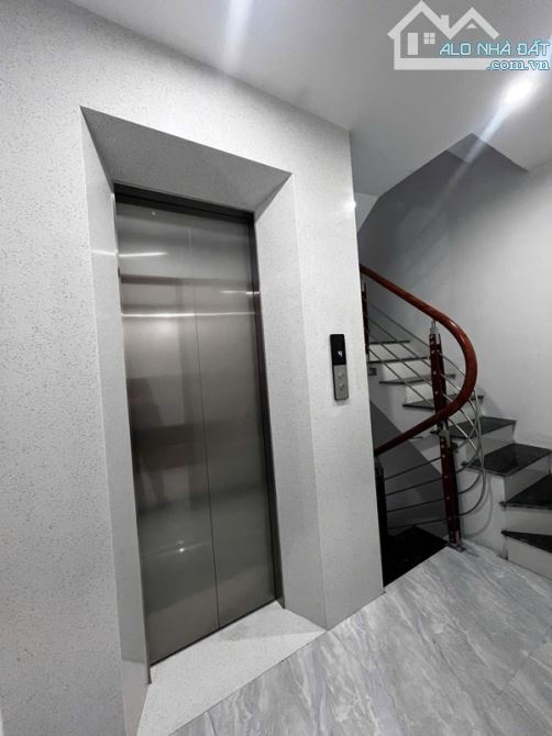 💎 NHÀ ĐẸP  MỚI  TINH – 7 TẦNG THANG MÁY – 10M RA NGÕ Ô TÔ TRÁNH –  Ở NGAY – GIÁ NHỈN 8 TỶ - 3