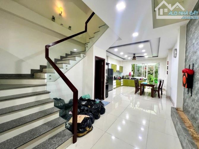 Bán nhà Tân Phú-Hẻm ô tô 7M-Giáp Tân Bình-Khuông Việt-P.Phú Trung-95m2-4,4x22-3tầng - 3