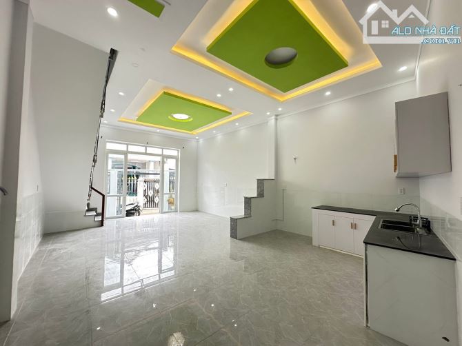 CHỦ GỞI BÁN NHÀ 1 TRỆT 1 LẦU (DT: 65M2) SỔ RIÊNG THỔ CƯ 100% ĐƯỜNG OTO P. TÂN VẠN - 3