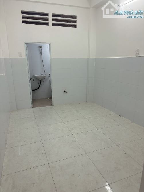 Nhà hẻm 1 xẹt 3/2 Q10, 3.2x13, 2 Lầu 3pn 2wc ngay HV Hành chính Quốc Gia - 3