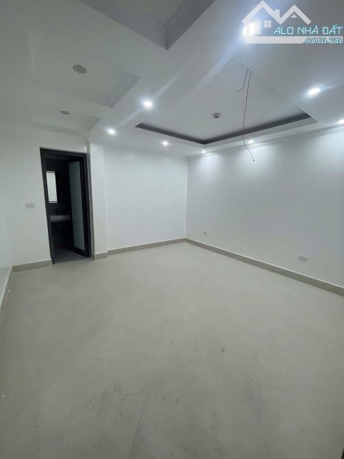 Mặt phố Lò Đúc 80m2, 7 tầng thang máy, mt 5.4m vỉa hè rộng, kinh doanh đỉnh. Giá 66 tỷ TL - 3