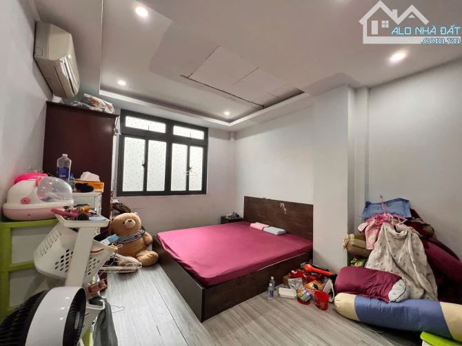 BÁN NHÀ THIÊN PHỨƠC-P9- TÂN BÌNH- 41m² ( 3,7m* 11m), nở hậu-3 TẦNG -5PN- CHỈ 6.2TỶ - 3