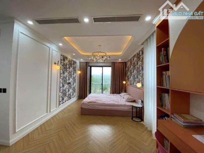 Bán Nhà phố Mai Dịch, Lô Góc, 65m2, MT 5m, 5 Tầng, ô tô tránh kinh doanh , 20 tỷ - 3
