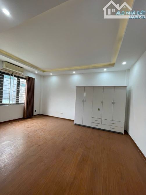 LÔ GÓC ĐỐNG ĐA - NHÀ ĐẸP 2 NGỦ - TẦM TIỀN HIẾM - 3