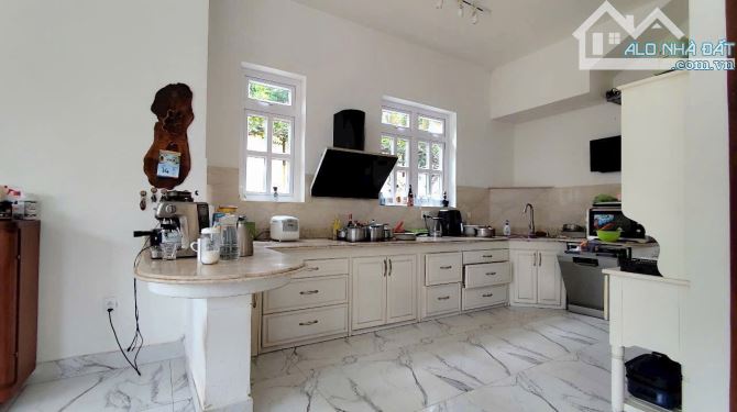Bán ăn biệt thự nghỉ dưỡng đẹp tại Đà Lạt 285m2 sổ riêng khu sang xịn đường rộng rãi - 3
