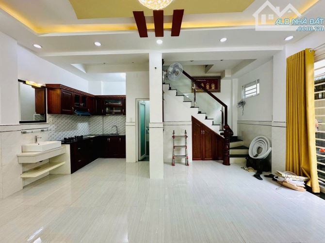 6❌6m, BÁN NHÀ 2 TẦNG, ĐƯỜNG 6M, 1 SẸC NGUYỄN VĂN LƯỢNG, P17 GV, NHỈNH 5 TỶ - 3