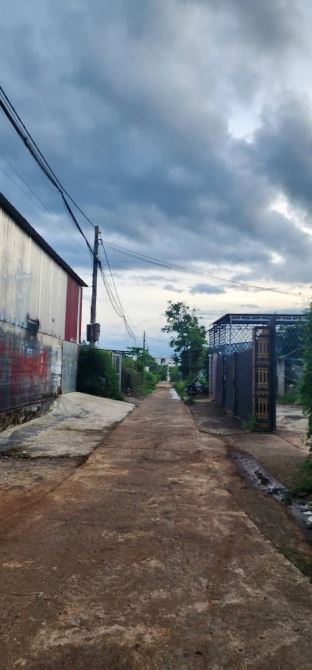 TUYẾN 1 CÁCH QUỐC LỘ 14 100M, HOÀ PHÚ TP.BMT, ĐƯỜNG RỘNG 6M, SAU LƯNG QUÁN COFFEE ALI GIÁ - 3
