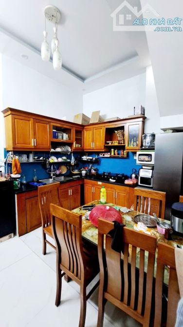 SIÊU PHẨM NHÀ 4 TẦNG BTCT XINH LUNG LINH, 48M2, GẦN BẾN XE BUÝT, CHỢ HIỆP THÀNH, 4.78 TỶ - 3