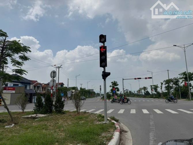 📣📣📣 Siêu phẩm ra mắt đất mặt đường Võ Nguyên Giáp- Kinh doanh mọi loại hình - 1 km ra - 3