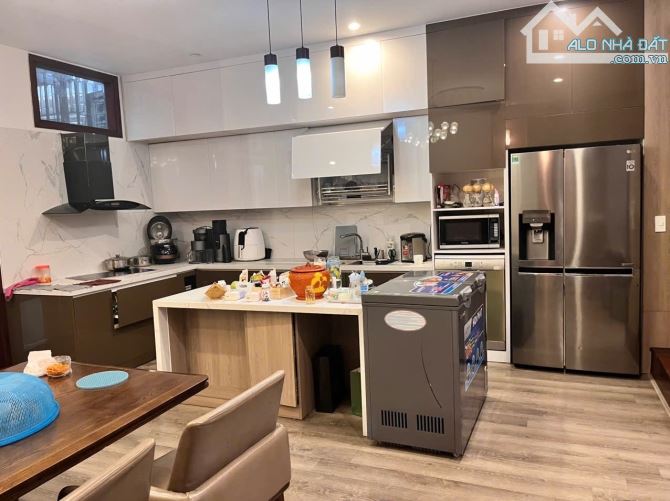 🏡 BIỆT THỰ NHÀ VƯỜN VIỆT HƯNG – 120M² – 4 TẦNG – MẶT TIỀN 6M – 41 TỶ - 3