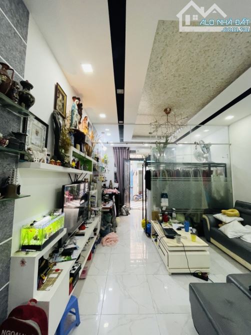 🏡 BÁN NHÀ 4 TẦNG MỚI ĐẸP – TRUNG TÂM PHÚ NHUẬN – 76M² – 5PN – 6WC - 9.x TỶ - 4