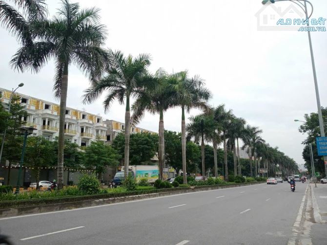 Siêu phẩm nhà phố Lê Trọng Tấn, Hà Đông 160m2 MT8m, nội thất xịn, ô tô kinh doanh 3x tỷ - 4