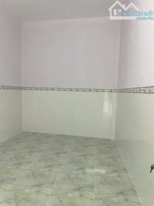 Nhà vừa mới sửa sang xong sang lại với giá 800 triệu, hẻm 1 sẹc Thới Tam Thôn 17, Hóc Môn - 4