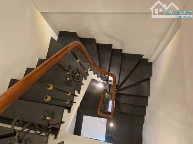 Nhà Trần Thái Tông Ô Tô tránh ngay phố kinh doanh 59m - 4