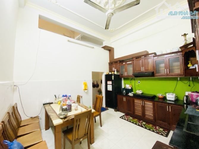 Bán nhà 4 tầng Chu văn An  . Diện tích 71 m2. Giá 13.9 tỷ ,Phường 26 Bình Thạnh - 4