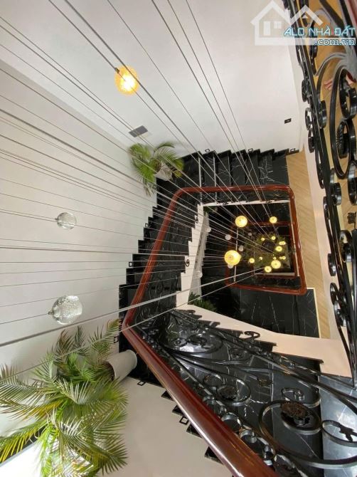 Bán Nhà phố Mai Dịch, Lô Góc, 65m2, MT 5m, 5 Tầng, ô tô tránh kinh doanh , 20 tỷ - 4
