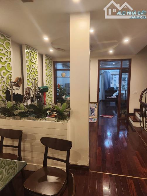 BIỆT THỰ PHỐ TAM TRINH,GARA Ô TÔ KD VĂN PHÒNG 2 THOÁNG NỘI THẤT XỊN 100M2 MT6M GIÁ 31.5 TỶ - 4