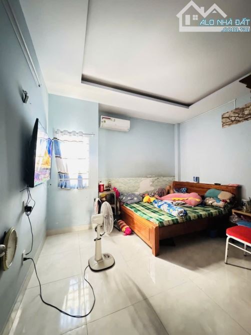 SIÊU PHẨM NHÀ 4 TẦNG BTCT XINH LUNG LINH, 48M2, GẦN BẾN XE BUÝT, CHỢ HIỆP THÀNH, 4.78 TỶ - 4