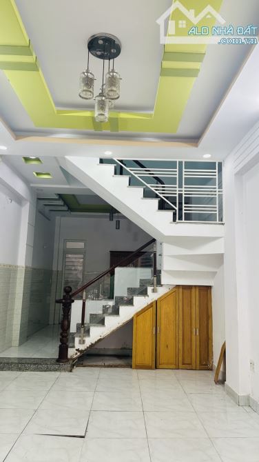 Nán gấp nhà 54m2. 2 tầng. Mới. Đ/số 8.BHHB. Bình Tân. Vhir 4.2T - 5