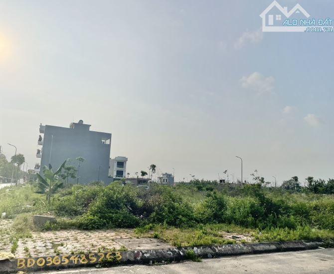 DUY NHẤT LÔ ĐẤT TRỤC 30M - PHÂN LÔ ĐỐNG CHUỐI, HÙNG VƯƠNG - GIÁ CHỈ 4,2 TỶ - 5