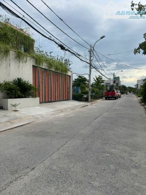 200m2 Thổ cư ngang 15m, đường trước nhà 10m.gần lối dẩn lên cao tốc Long Thành - 5